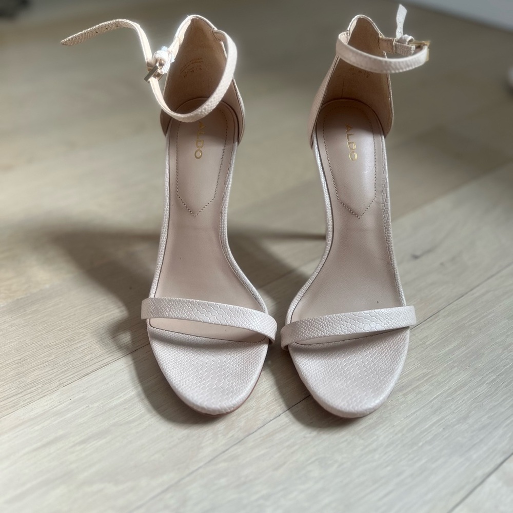 ALDO Women's Cream high heels